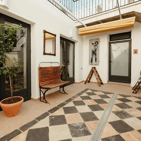 Casa Victoire Bed & Breakfast